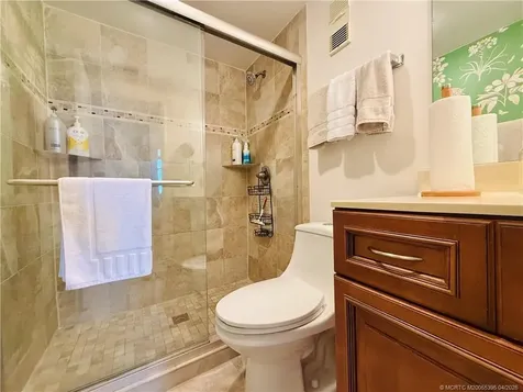 3432 NE Causeway Boulevard Jensen Beach FL 34957
