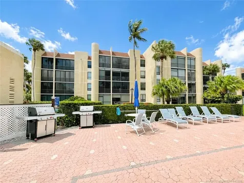 3432 NE Causeway Boulevard Jensen Beach FL 34957