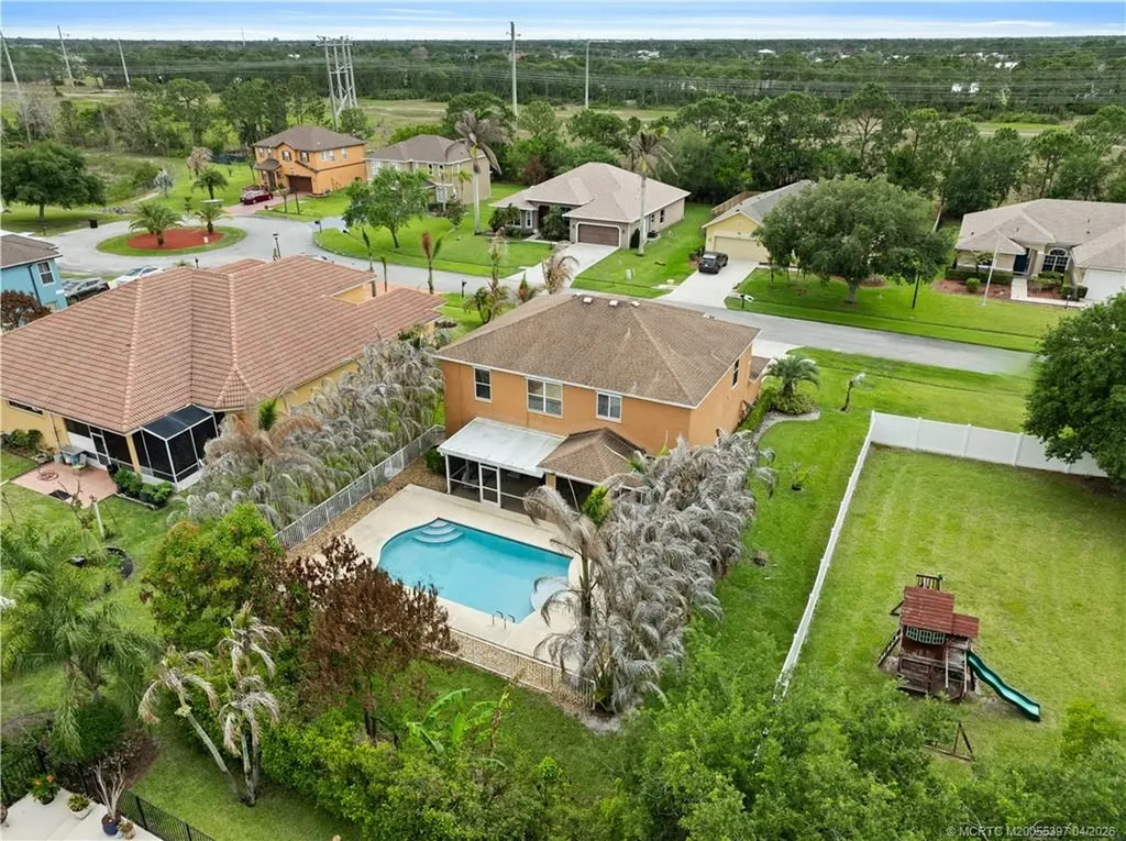5805 NW Breezy Brook Court Port St Lucie FL 34986