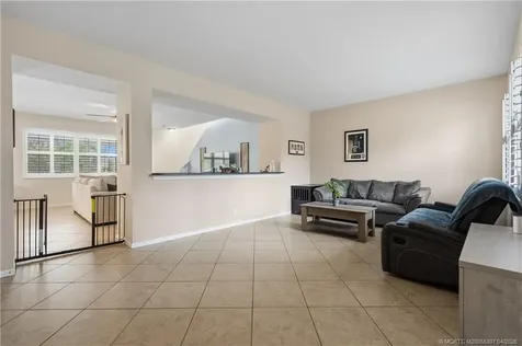5805 NW Breezy Brook Court Port St Lucie FL 34986