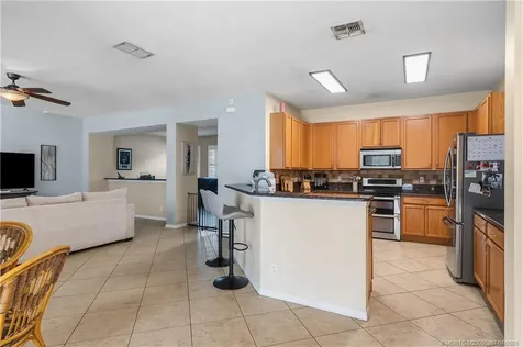 5805 NW Breezy Brook Court Port St Lucie FL 34986