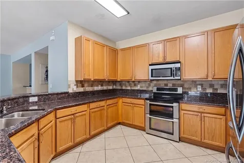 5805 NW Breezy Brook Court Port St Lucie FL 34986