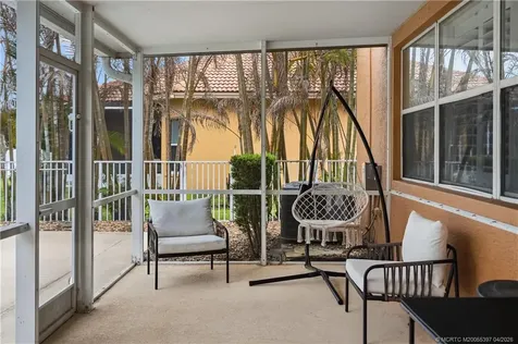 5805 NW Breezy Brook Court Port St Lucie FL 34986