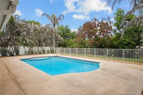 5805 NW Breezy Brook Court Port St Lucie FL 34986