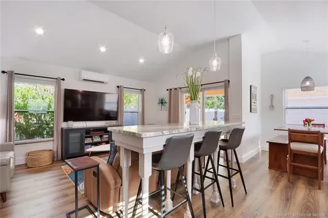 550 SW Riverview Street Stuart FL 34994