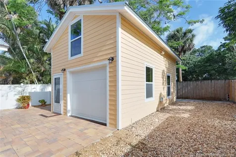 550 SW Riverview Street Stuart FL 34994