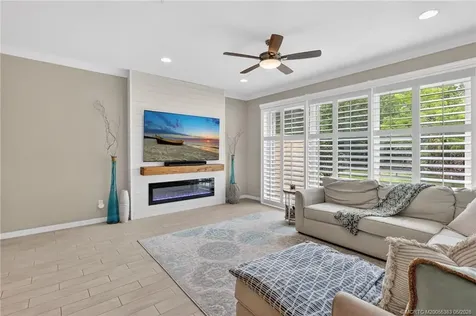 587 SW Glen Crest Way Stuart FL 34997