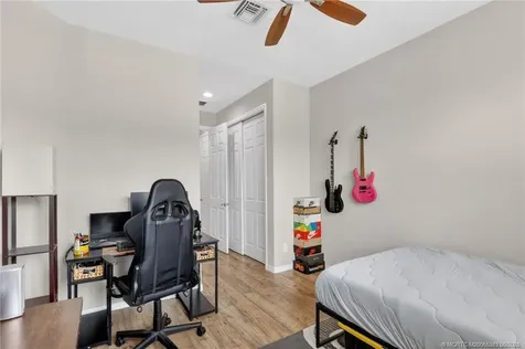 587 SW Glen Crest Way Stuart FL 34997