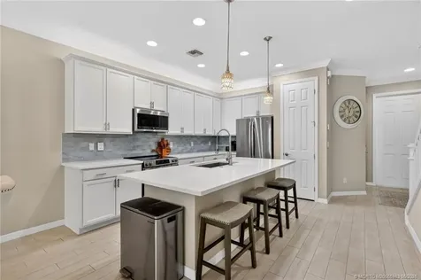 587 SW Glen Crest Way Stuart FL 34997