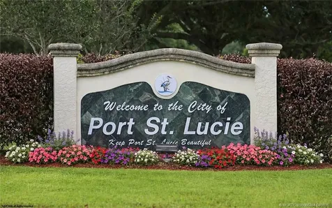 2009 SW Monterrey Lane Port St Lucie FL 34953