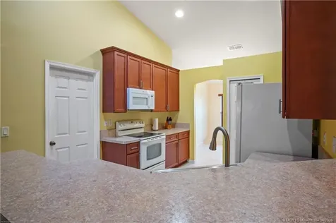 2009 SW Monterrey Lane Port St Lucie FL 34953