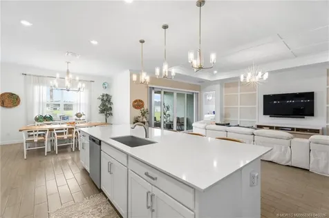 4855 Brookhaven Manor SW SW Vero Beach FL 32968