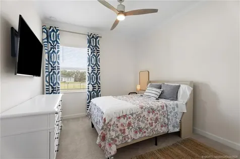 4855 Brookhaven Manor SW SW Vero Beach FL 32968