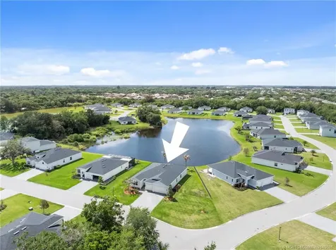 4855 Brookhaven Manor SW SW Vero Beach FL 32968