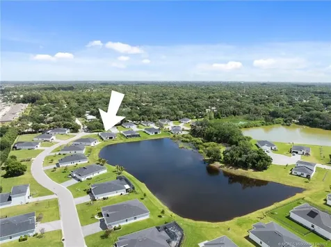4855 Brookhaven Manor SW SW Vero Beach FL 32968