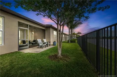 11747 SW Hawthorne Hill Road Port St Lucie FL 34987