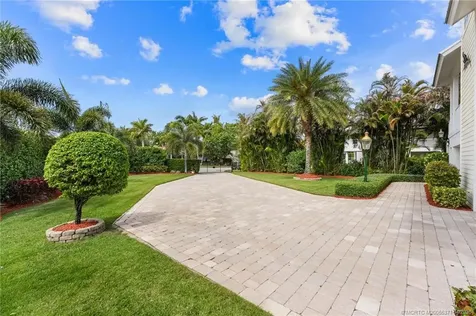 5675 SE Orange Street Stuart FL 34997