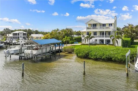 5675 SE Orange Street Stuart FL 34997