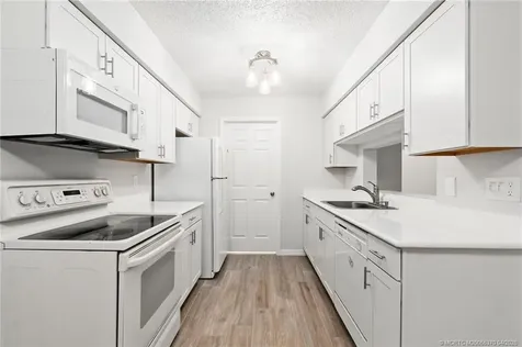 4047 NW Cinnamon Tree Circle Jensen Beach FL 34957