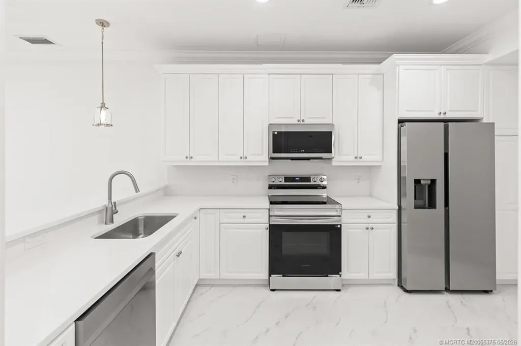 47 SW Osceola Street Stuart FL 34994