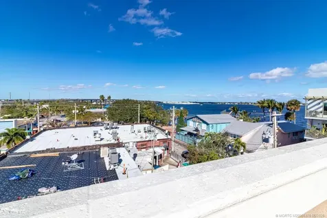 47 SW Osceola Street Stuart FL 34994