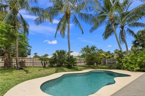 53 N Sewalls Point Road Sewalls Point FL 34996