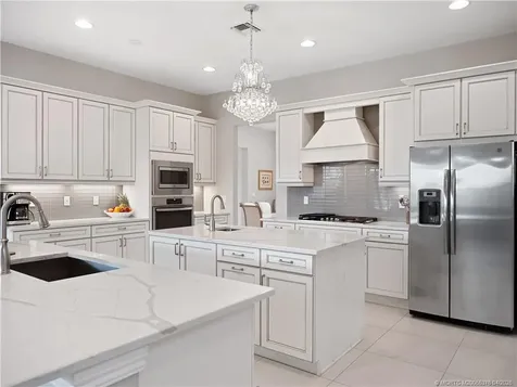 2912 SW English Garden Drive Palm City FL 34990