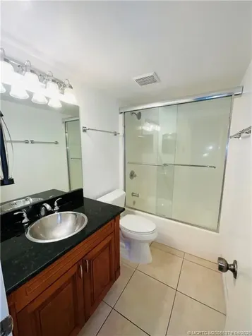 1617 NE Nautical Place Jensen Beach FL 34957