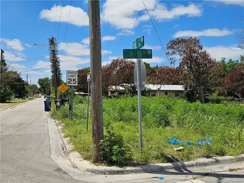 1004 Avenue G Fort Pierce FL 34950