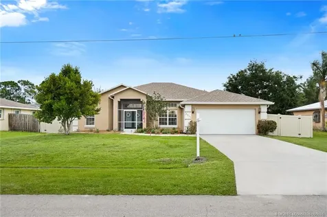 2511 SE Snapper Street Port St Lucie FL 34952