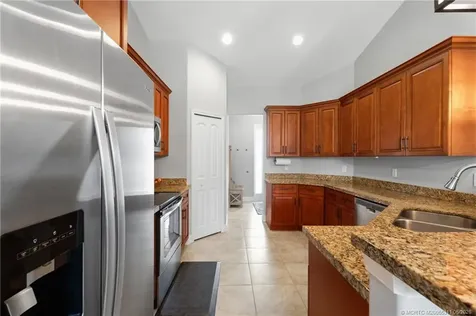 2150 SW Quarry Street Port St Lucie FL 34953