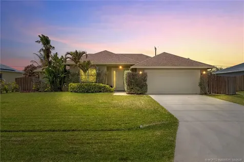 2150 SW Quarry Street Port St Lucie FL 34953