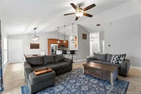 2150 SW Quarry Street Port St Lucie FL 34953