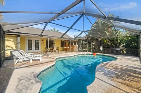 2542 SW Kensington Street Port St Lucie FL 34953