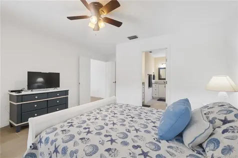 2542 SW Kensington Street Port St Lucie FL 34953