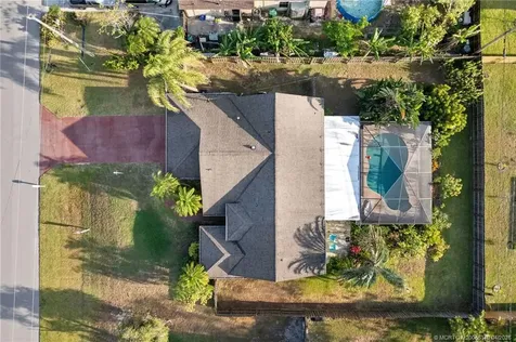 2542 SW Kensington Street Port St Lucie FL 34953