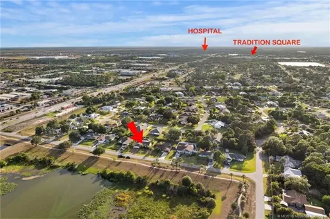 2542 SW Kensington Street Port St Lucie FL 34953