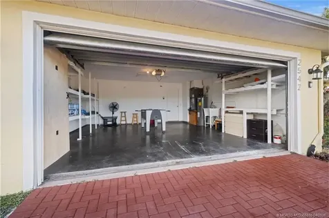 2542 SW Kensington Street Port St Lucie FL 34953