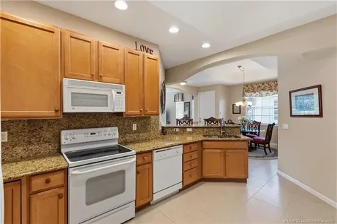830 NW Red Pine Way Jensen Beach FL 34957