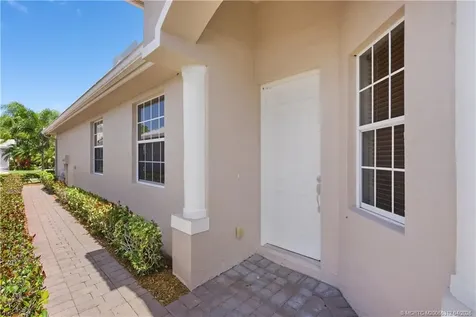 830 NW Red Pine Way Jensen Beach FL 34957