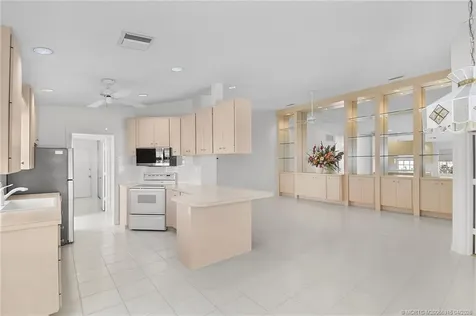 7767 SE Spicewood Circle Hobe Sound FL 33455