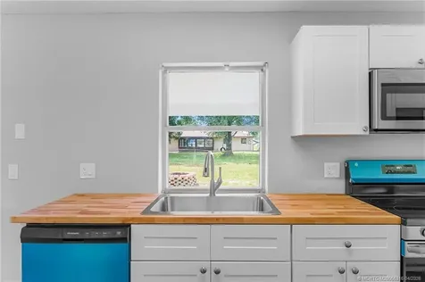 550 SW Prima Vista Boulevard Port St Lucie FL 34983