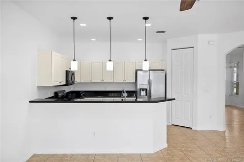 2736 SW Butterfly Lane Palm City FL 34990