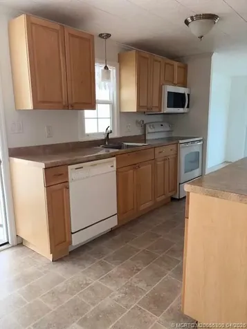 4058 5th Avenue Lake Worth FL 33462