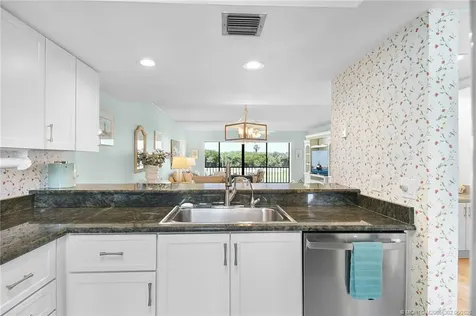 5532 NE Gulfstream Way Stuart FL 34996