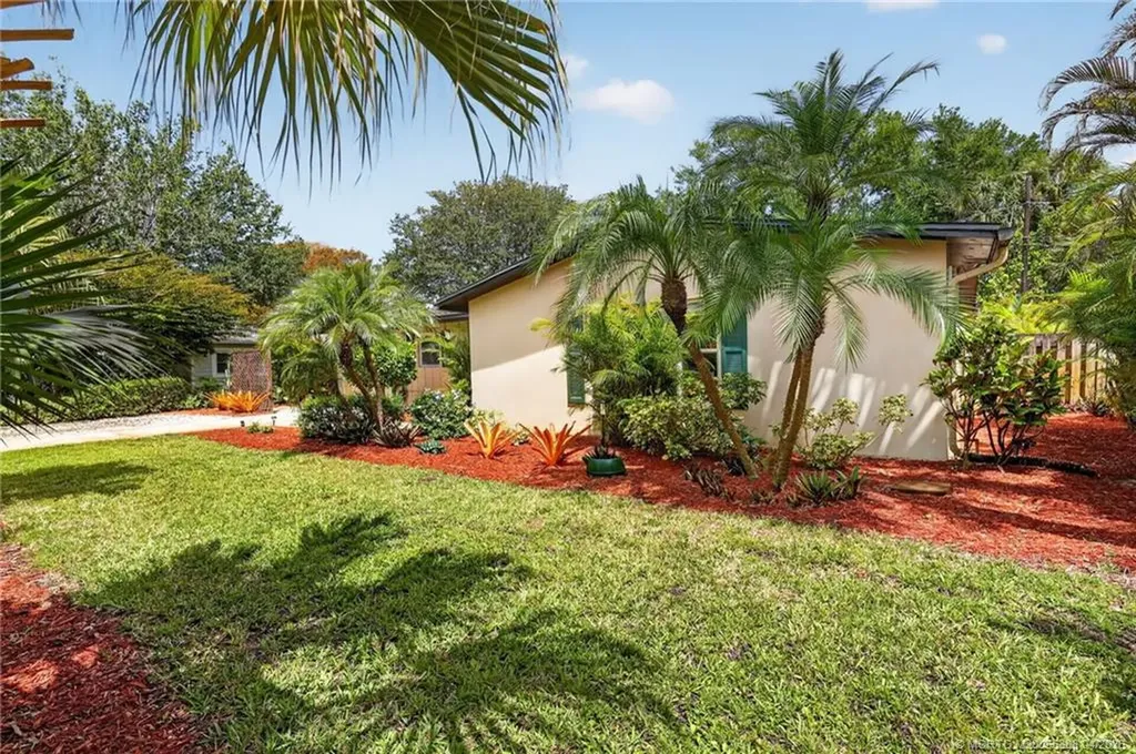 330 SW Winnachee Drive Stuart FL 34994