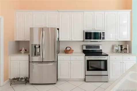 2216 SE Stonehaven Road Port St Lucie FL 34952
