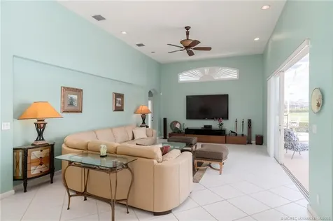 2216 SE Stonehaven Road Port St Lucie FL 34952