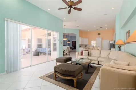 2216 SE Stonehaven Road Port St Lucie FL 34952