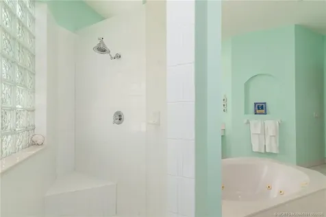2216 SE Stonehaven Road Port St Lucie FL 34952
